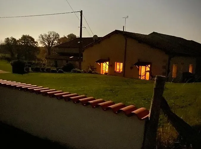 בית נופש Charbonnaud *